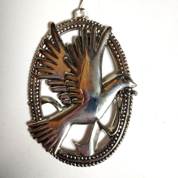 🕊️ Vintage Dove Ornament 🎄 Silver Plate Christmas Peace 1960s - Picture 2 of 7